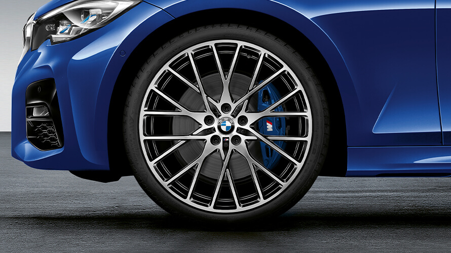 20” Cross-Spoke 794 M in Jet Black Uni, Pirelli 20” Cross-Spoke 794 M in Jet Black Uni, Pirelli
